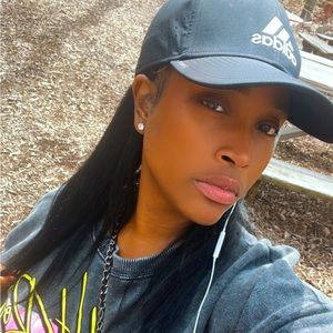 Meet your Posher, Courtney